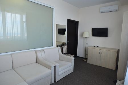 Полулюкс с балконом  и панорамным видом на море*